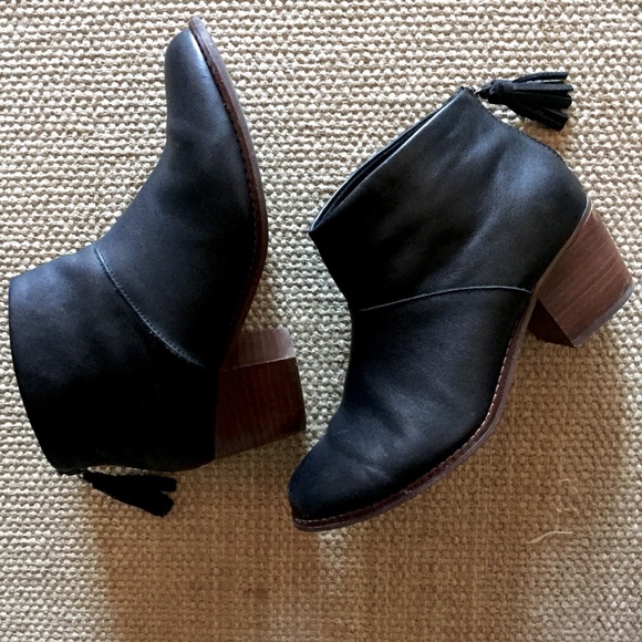 Toms Shoes - TOMS Leila leather tassel boots